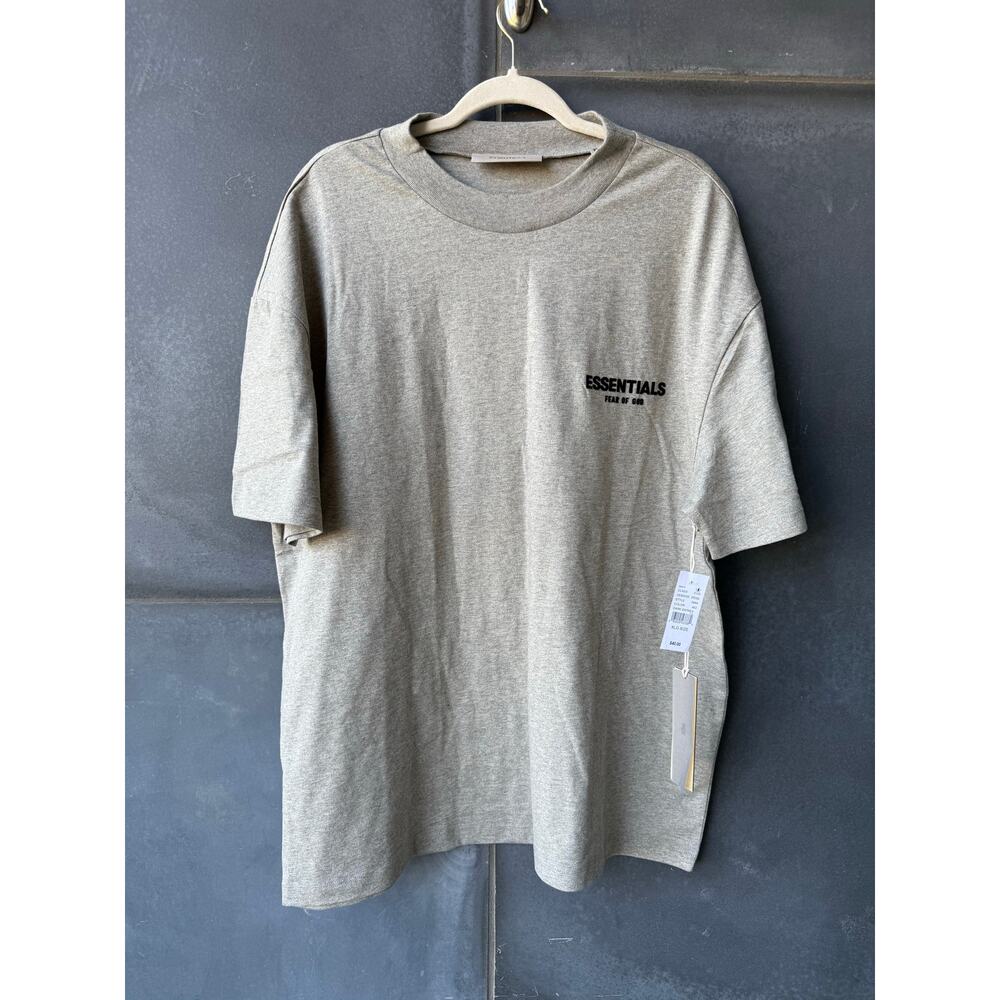NWT Fear of God essentials Oatmeal T-shirt Mens XL